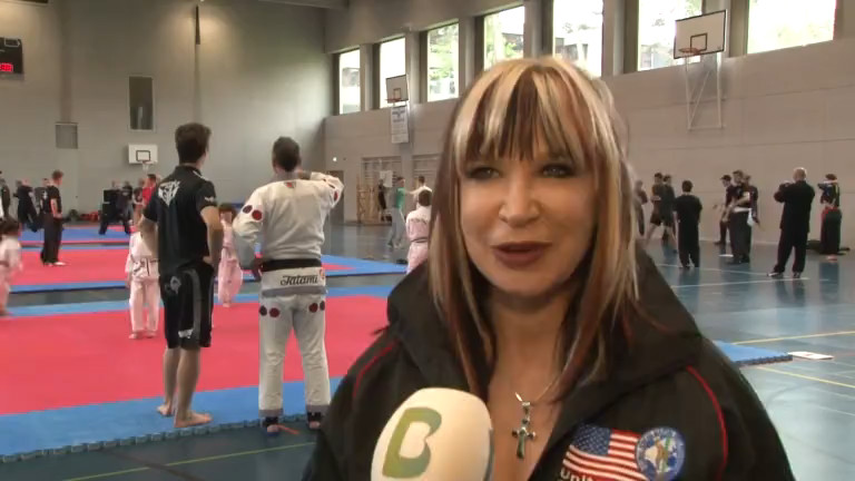 Diese Milf Hat Es Immer Noch Drauf Diese Milf Hat Es Immer Noch Drauf